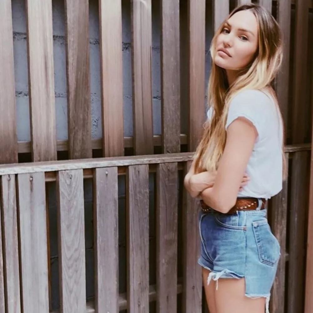 Reformation vintage Levi’s size 27 re/done